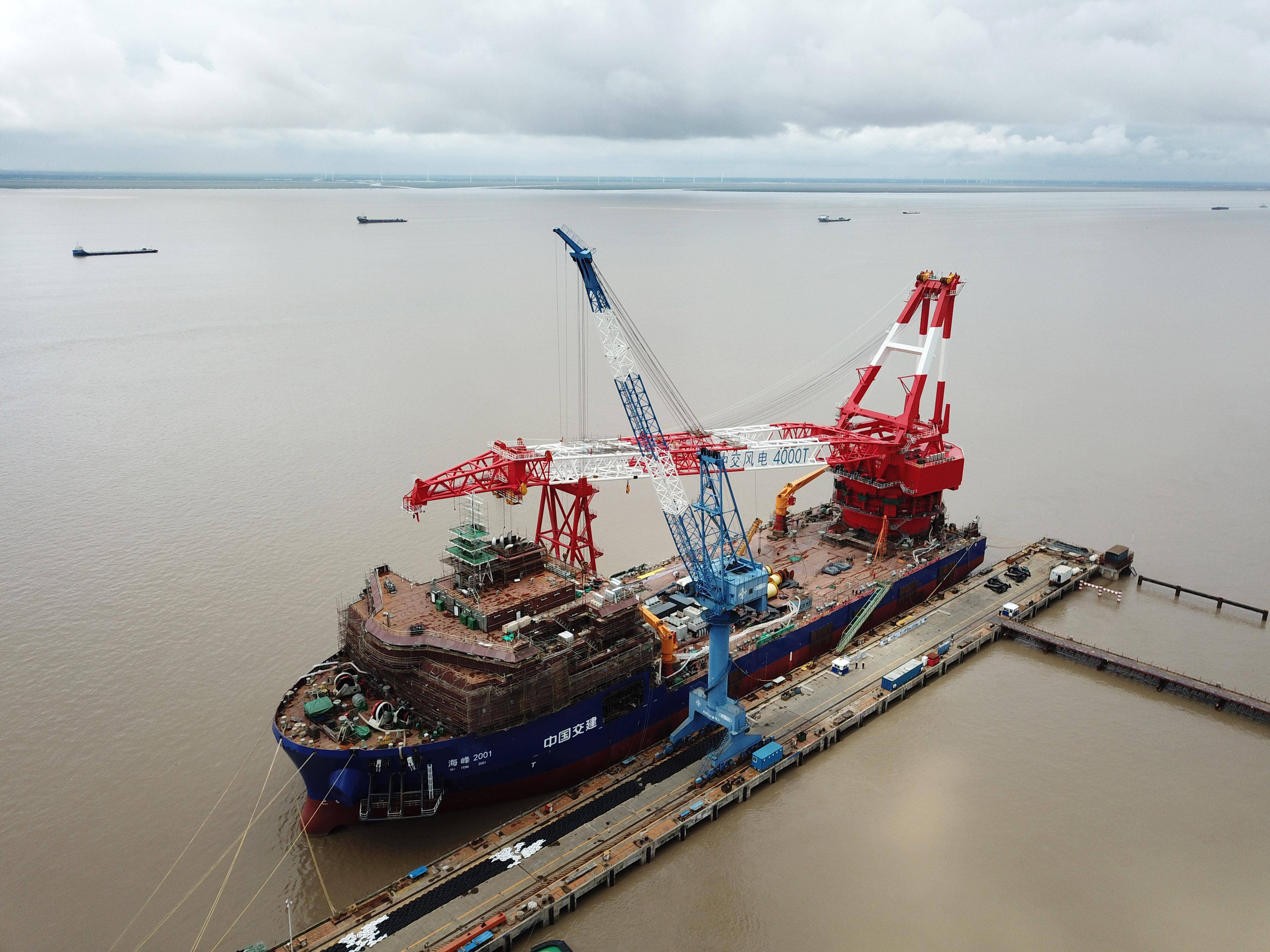 如何通过重工机械提升船舶制造的质量标准