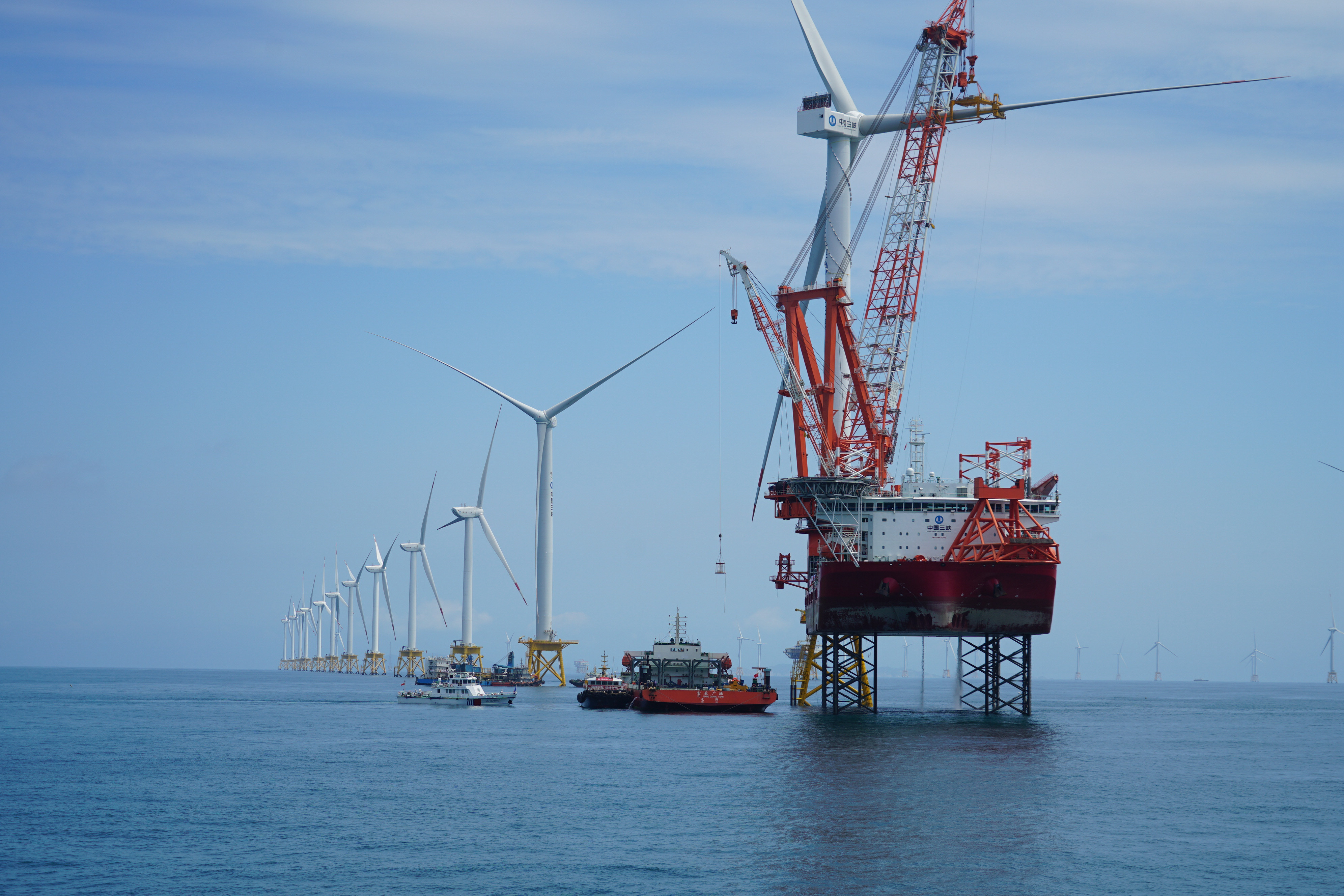 【金年会6766】电动与混合动力系统如何影响重工机械的性能表现