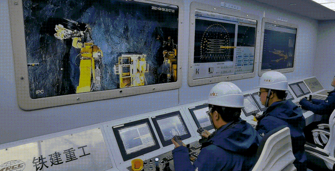 如何在重工机械中应用人工智能优化设备维护计划