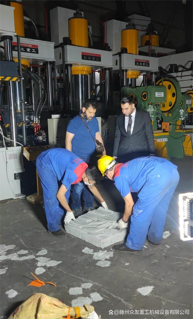 如何选择适合重工机械的复合材料